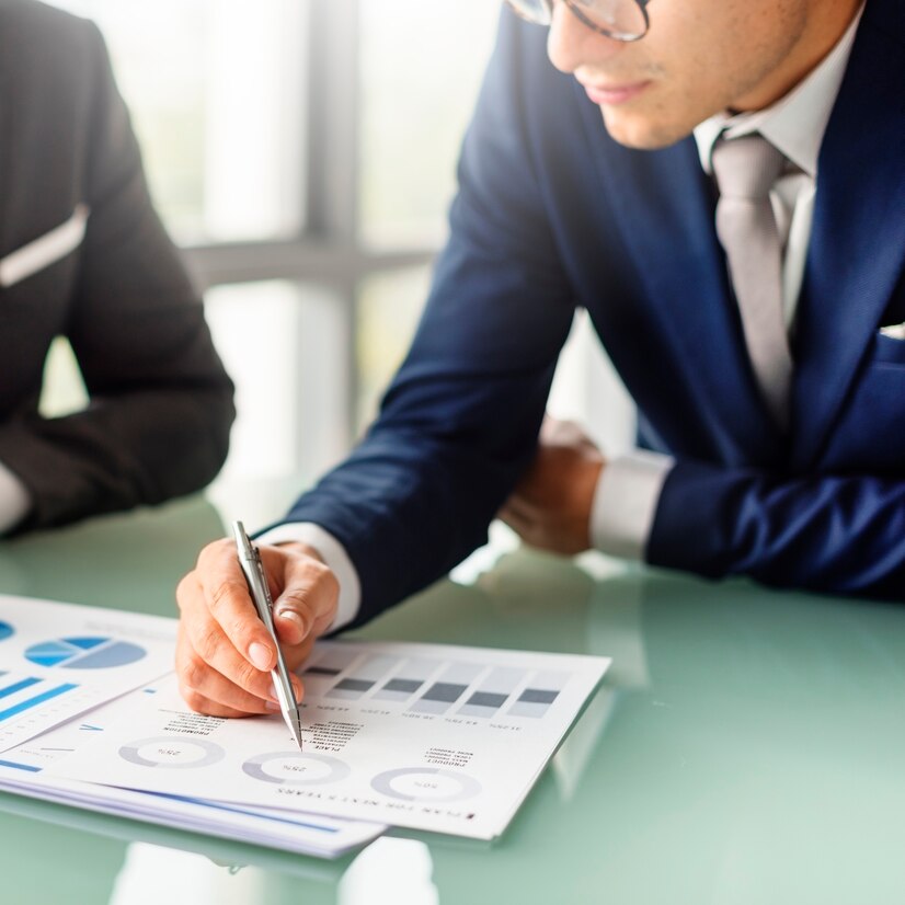 business colleagues meeting 53876 41685